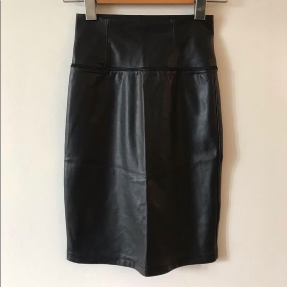 Wilfred Leather High Waist Skirt